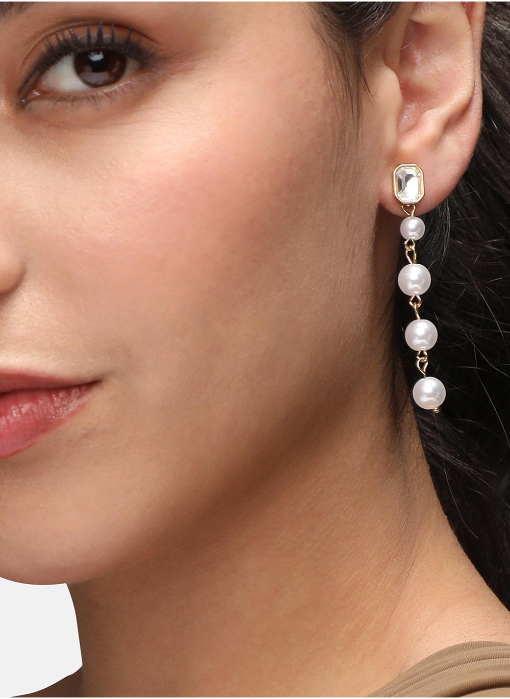 buy-sohi-pearl-strand-drop-earrings_2vy