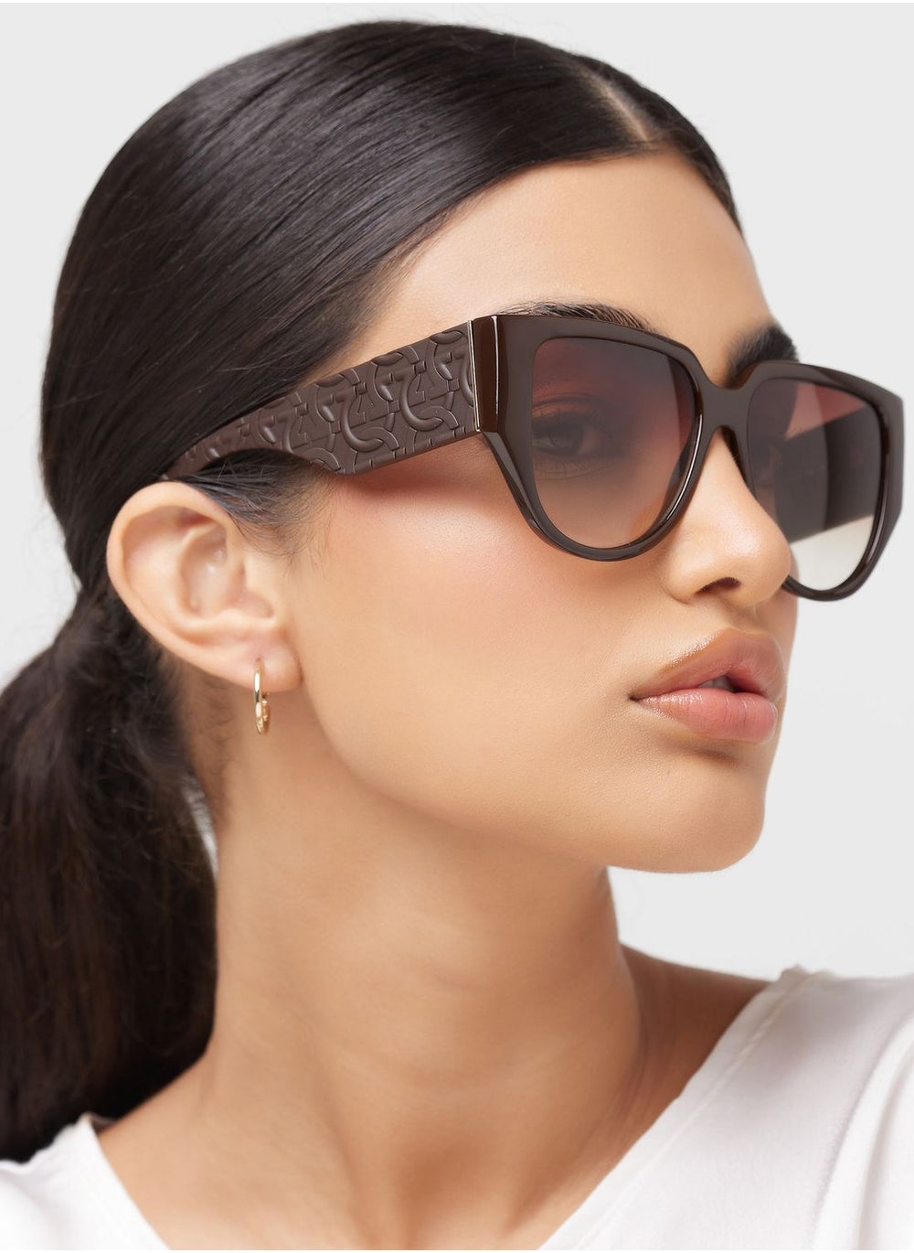buy-salvatore-ferragamo-tea-cup-shape-sunglasses_5at