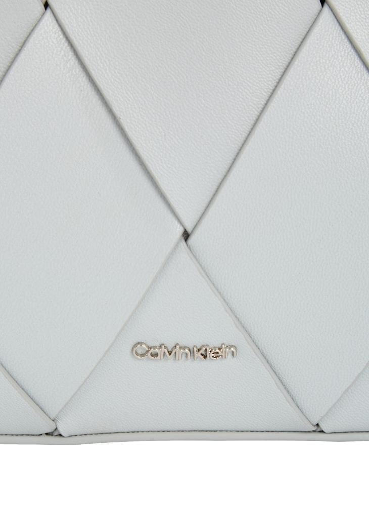 buy-calvin-klein-elongated-shoulder-bag_pp8