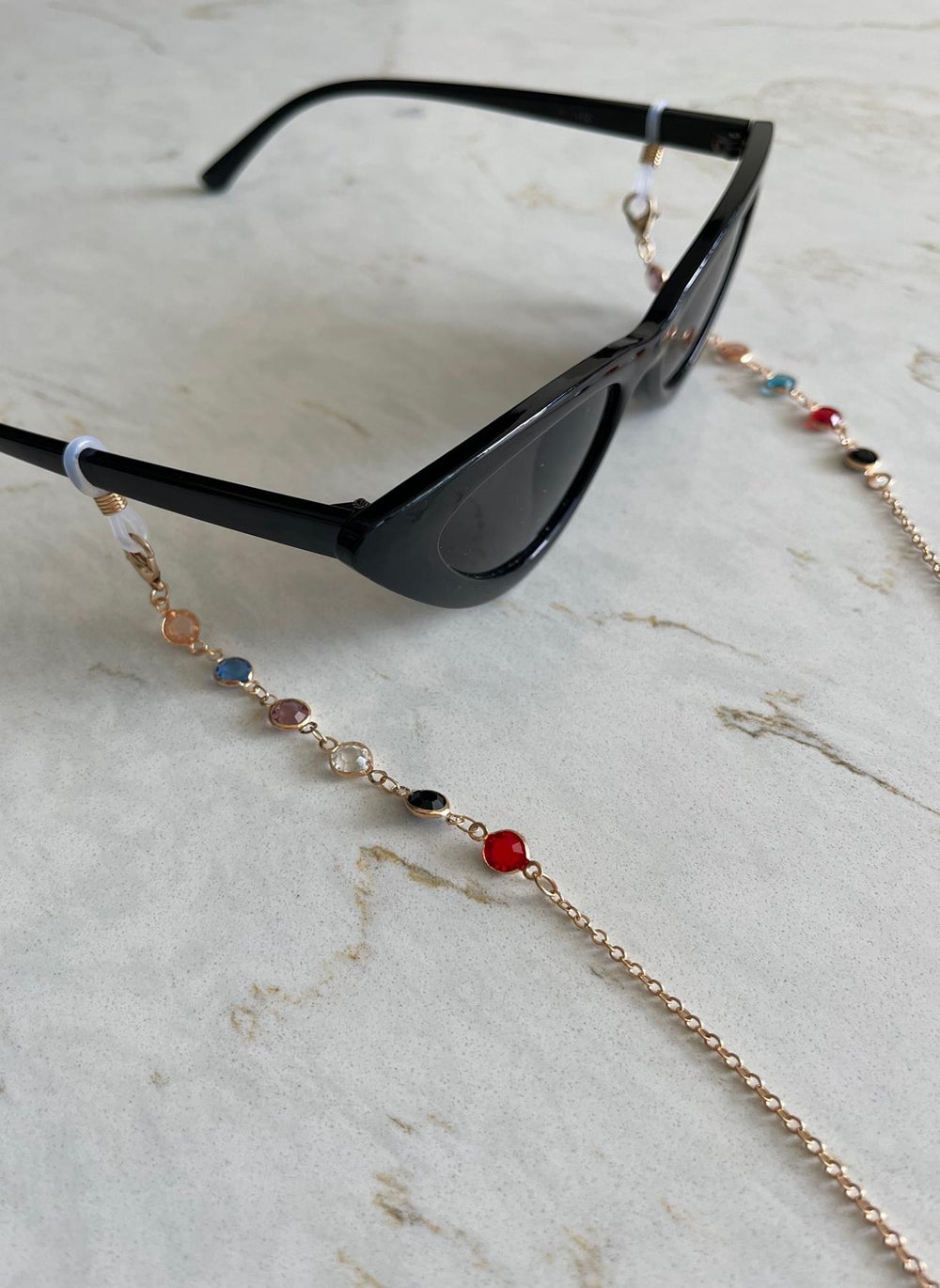 buy-anitas-rainbow-stones-sunglasses-chain_a9n