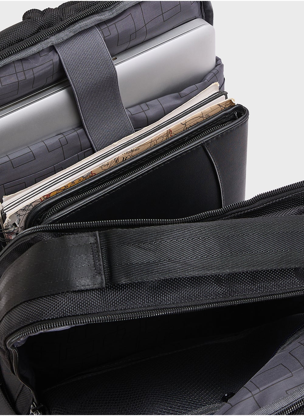 buy-robert-wood-casual-backpack_unz