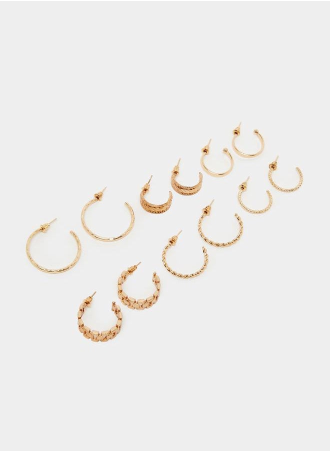 buy-styli-embellished-floral-earrings_az3