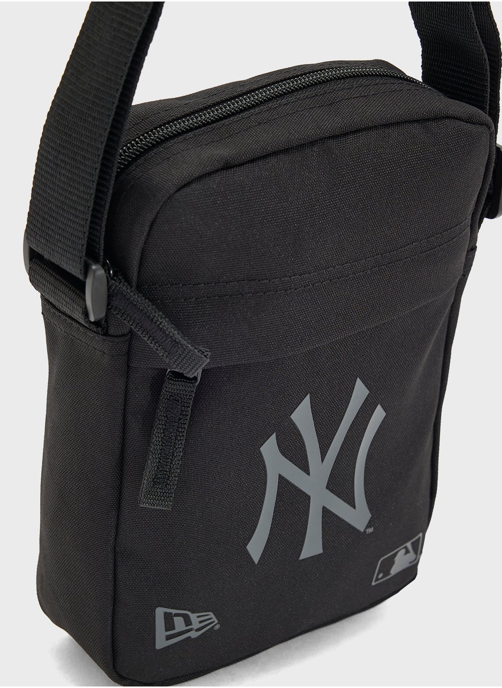 buy-new-era-new-york-yankees-mlb-crossbody_y15