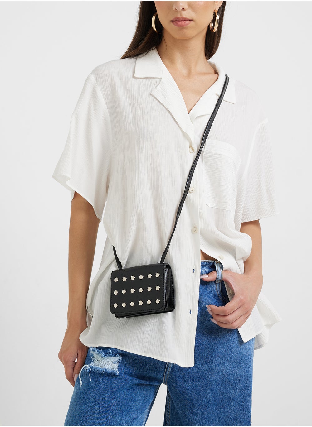 buy-ginger-studded-crossbody-bag_o0t