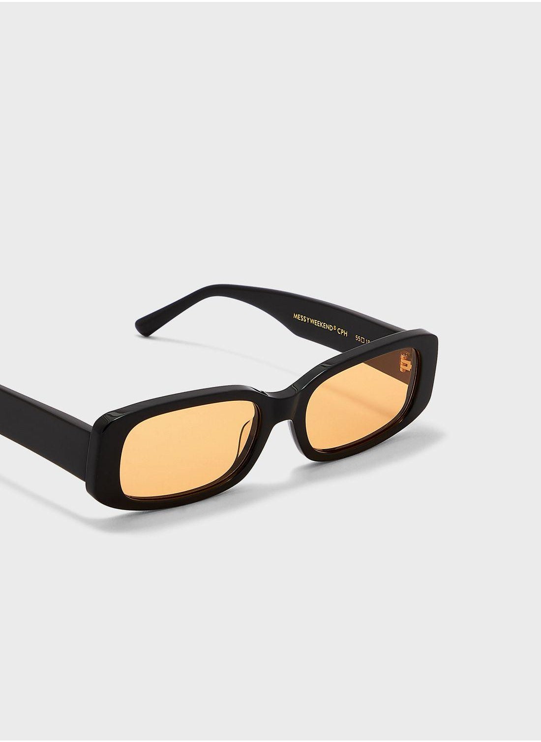 buy-messyweekend-roxie-shape-sunglasses_vdp