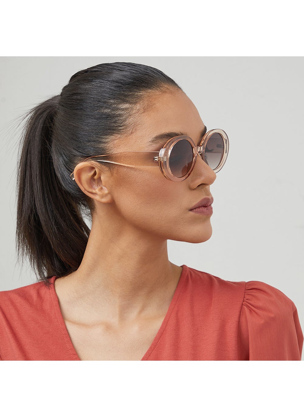 buy-blackout-blackout-jackie-o-round-full-rim-sunglasses_sui