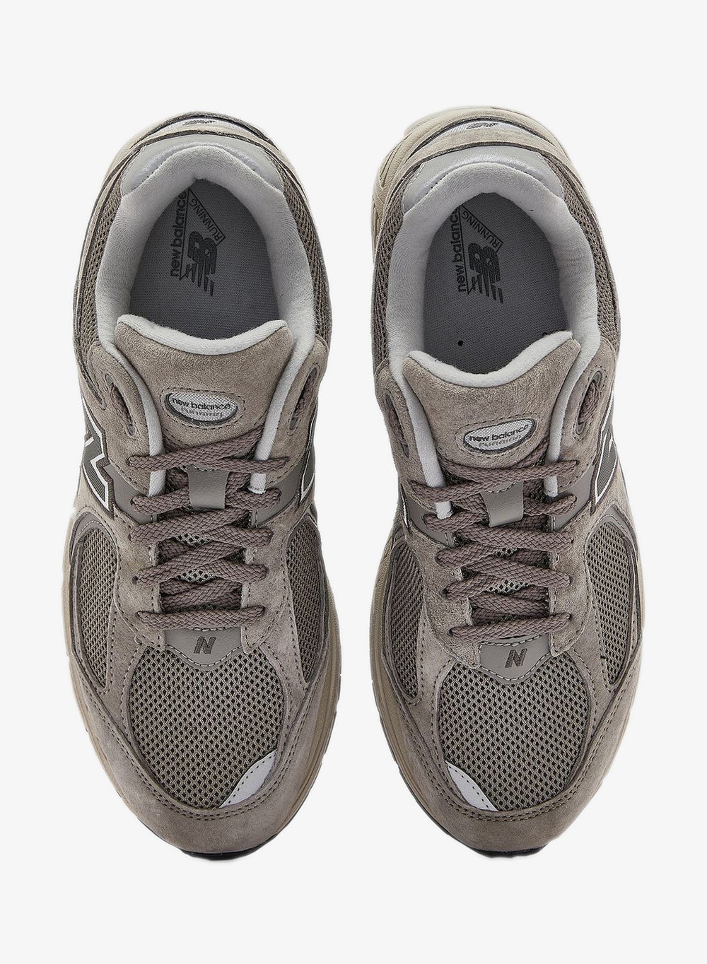 buy-new-balance-2002-sneakers_vdk