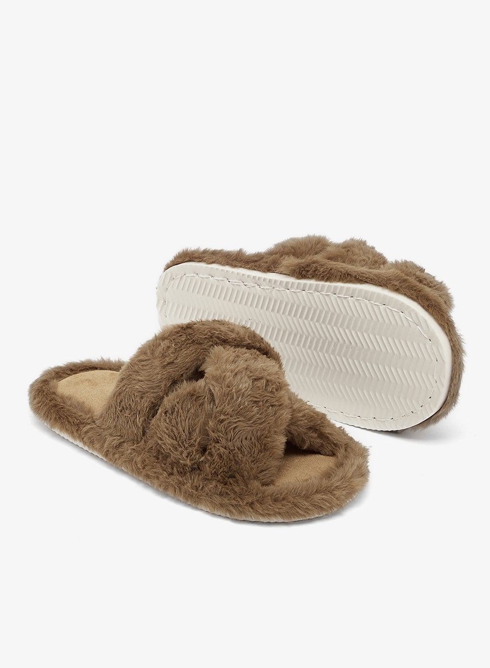 buy-ginger-cozy-faux-fur-bedroom-slipper_cqq