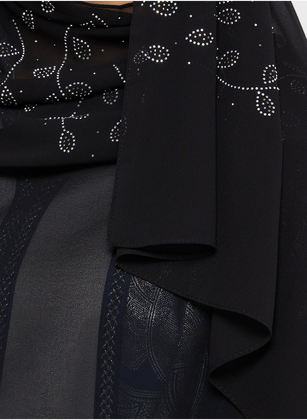 buy-khizana-embellished-leaf-detail-long-hijab-scarf_4kr