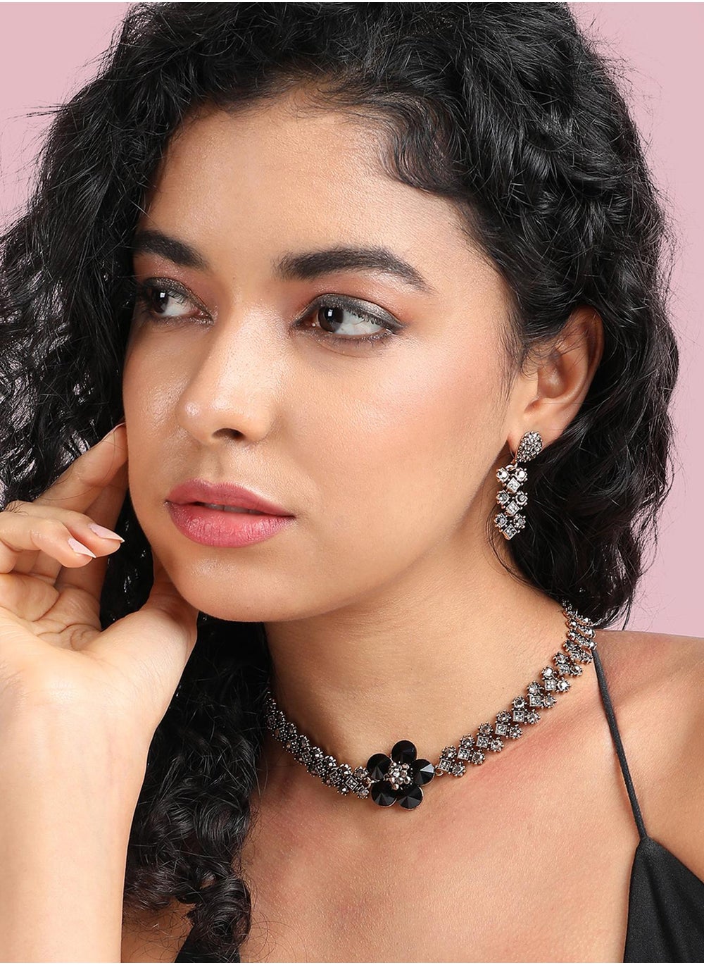 buy-sohi-maxi-flower-jewellery-set_gbs