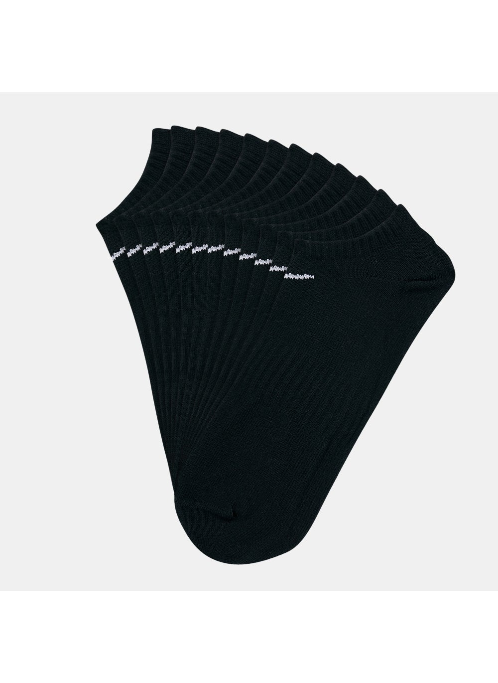 buy-nike-everyday-lightweight-training-no-show-socks-6-pairs_unl