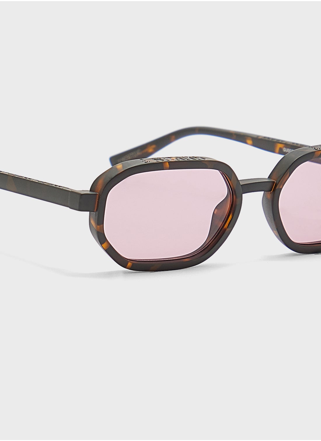 buy-guess-gu0023352y53-shape-sunglasses_y3i