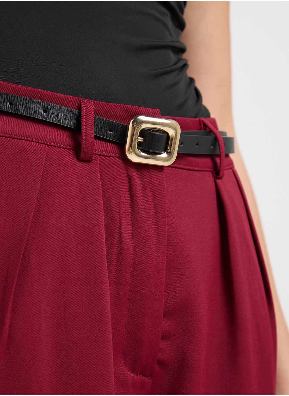 buy-ella-square-buckle-slim-belt_omo