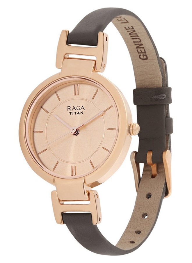 buy-titan-leather-analog-wrist-watch-2608wl01_ct2