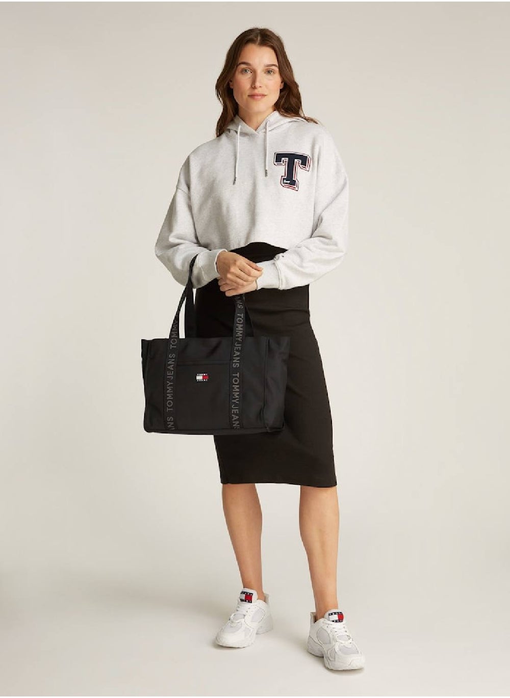 buy-tommy-jeans-essential-daily-tote_dms