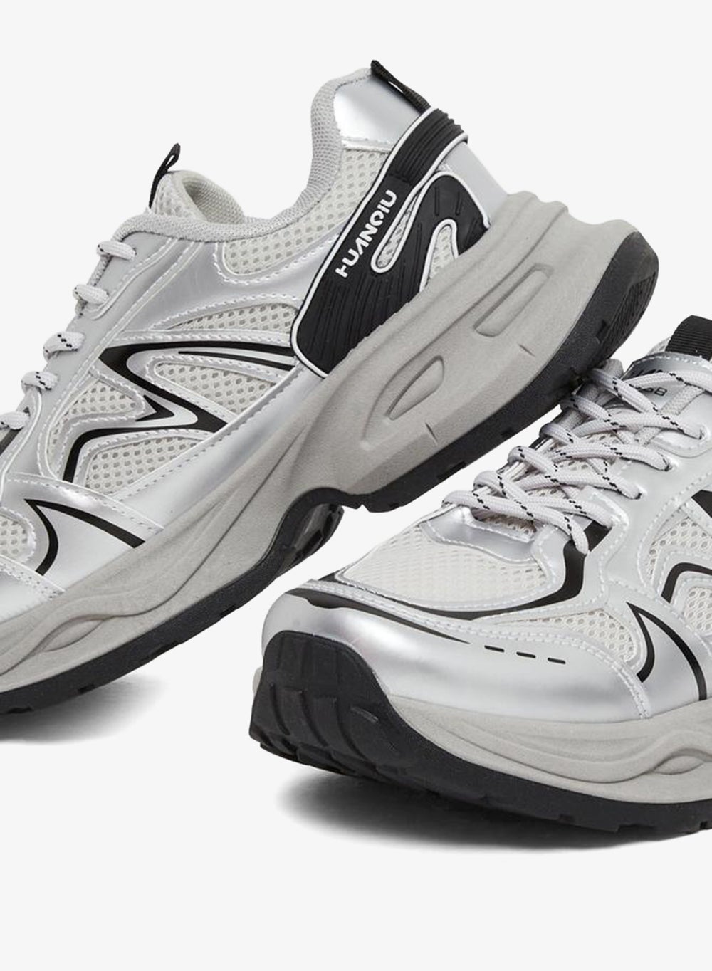 buy-styli-styli-women-grey-metallic-chunky-sneakers_dxb