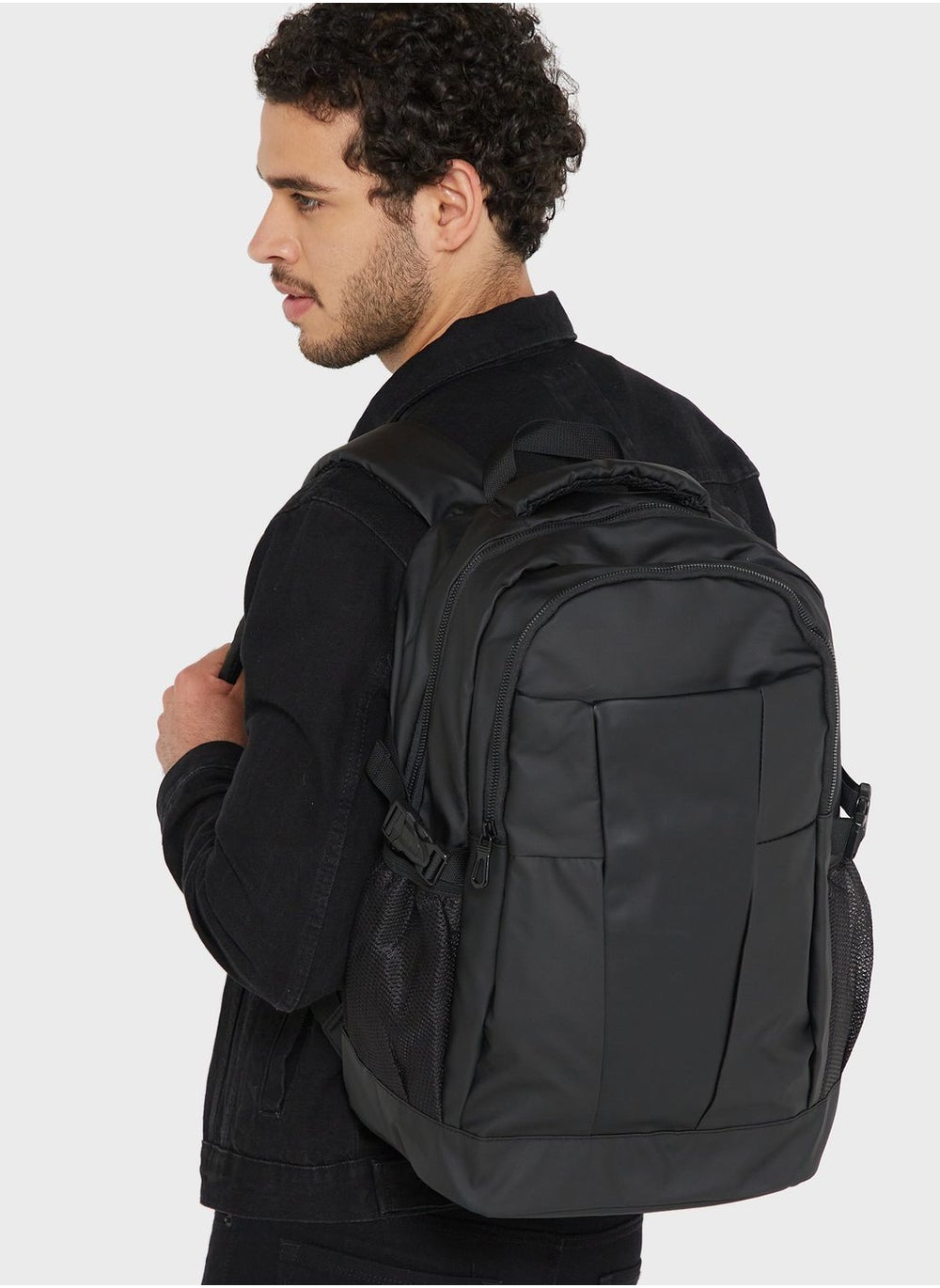 buy-robert-wood-backpack-with-laptop-partition-and-multiple-pockets_1u6