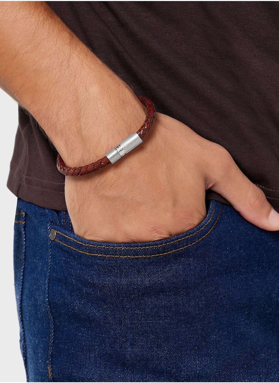 buy-guess-casual-leather-round-screw-jack-bracelet_byn