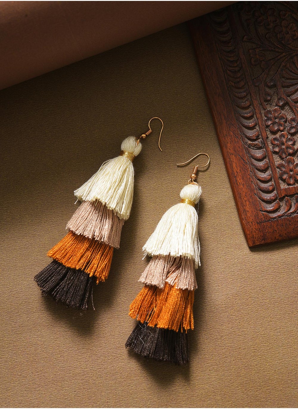 buy-sohi-block-tassel-drop-earrings_c5c