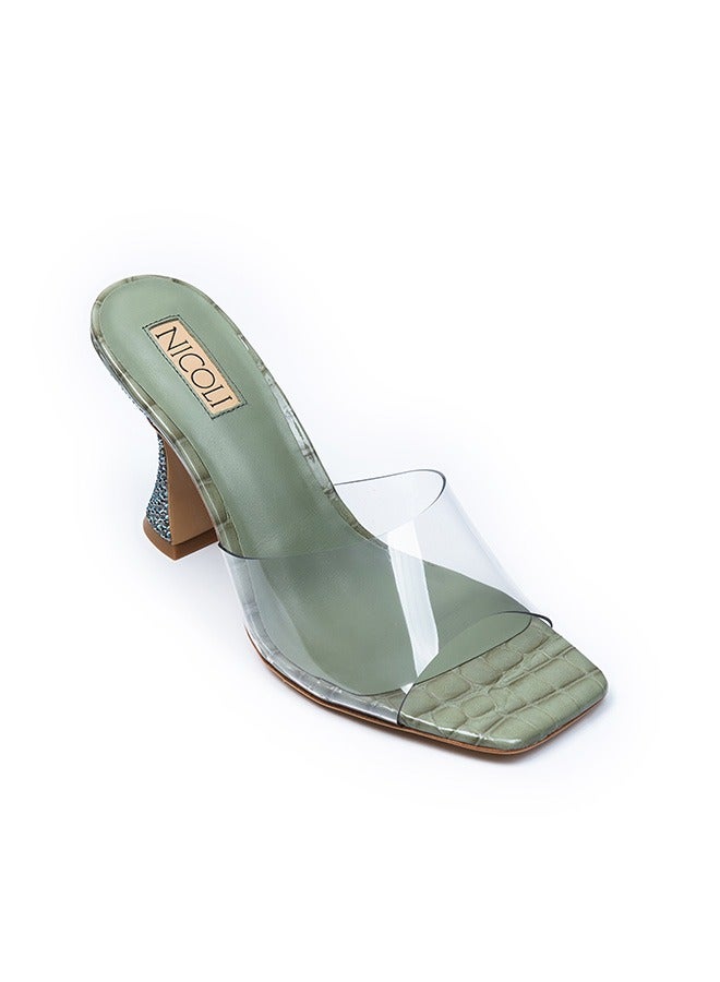 buy-nicoli-aniston_oh7