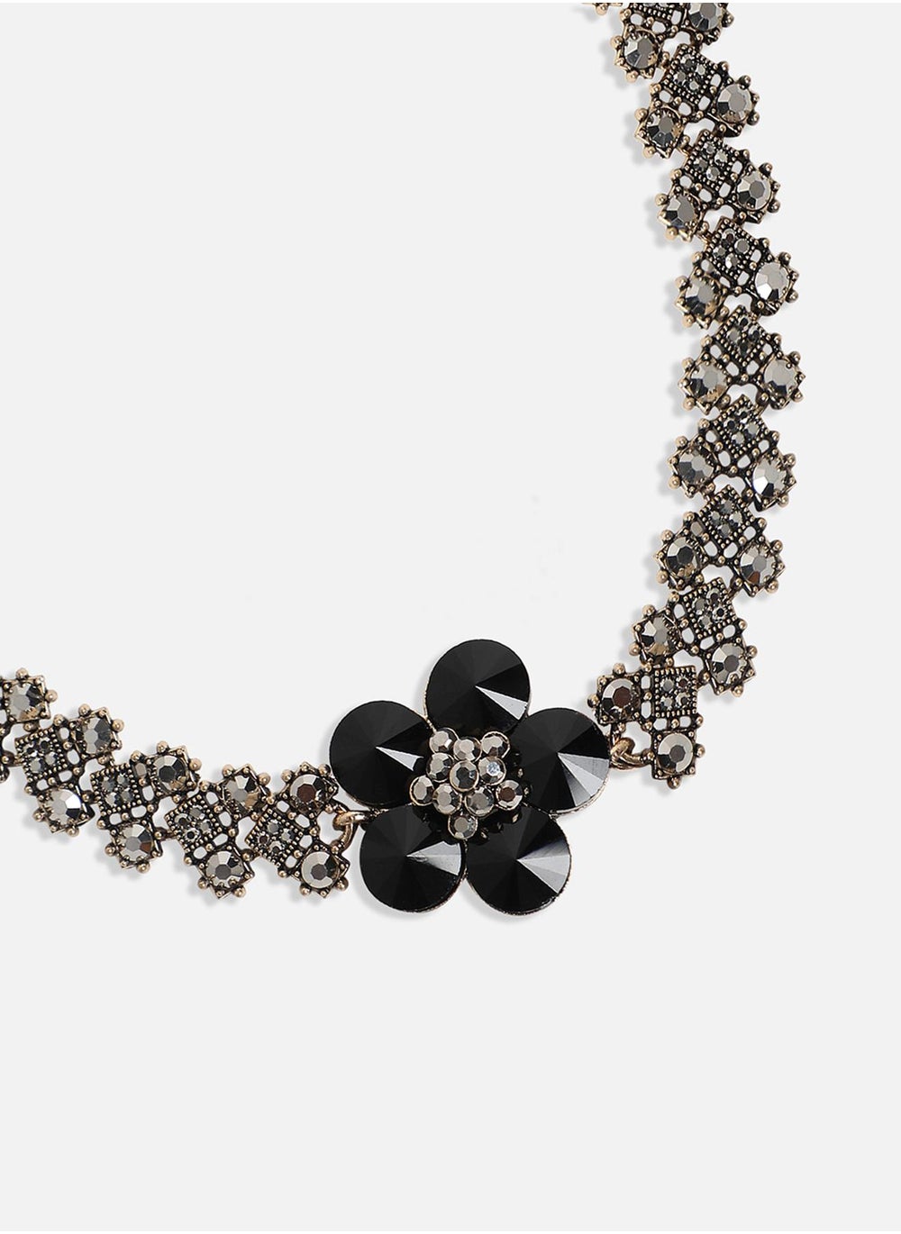 buy-sohi-maxi-flower-jewellery-set_adr