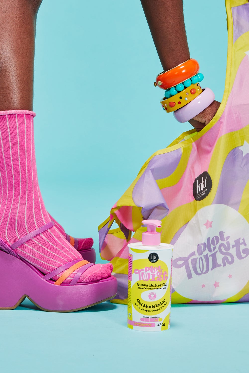 buy-lola-from-rio-plot-twist-guava-butter-gel-for-curly-hair-480-g_sw6