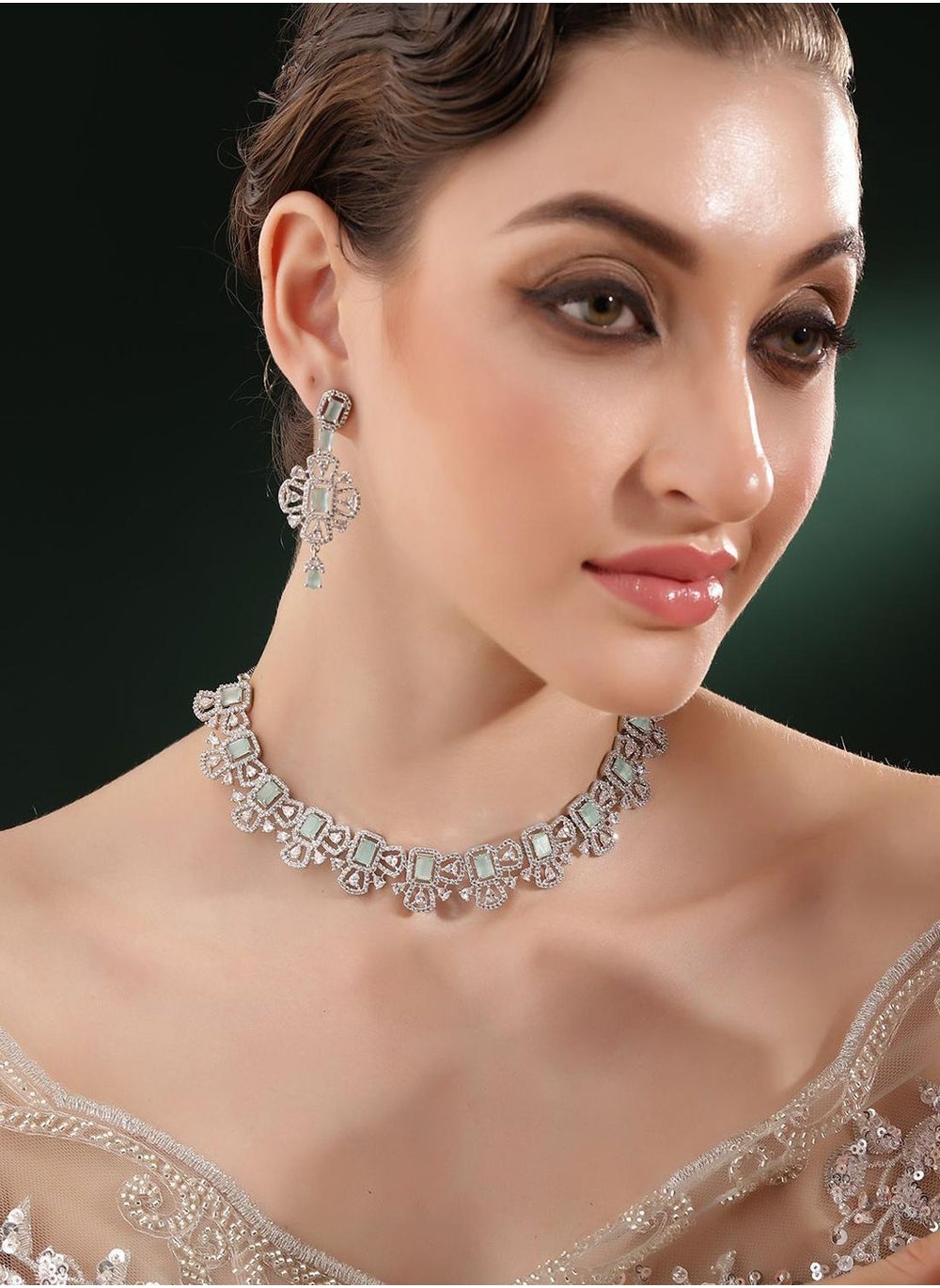 buy-priyaasi-american-diamond-studded-jewellery-set_hwt