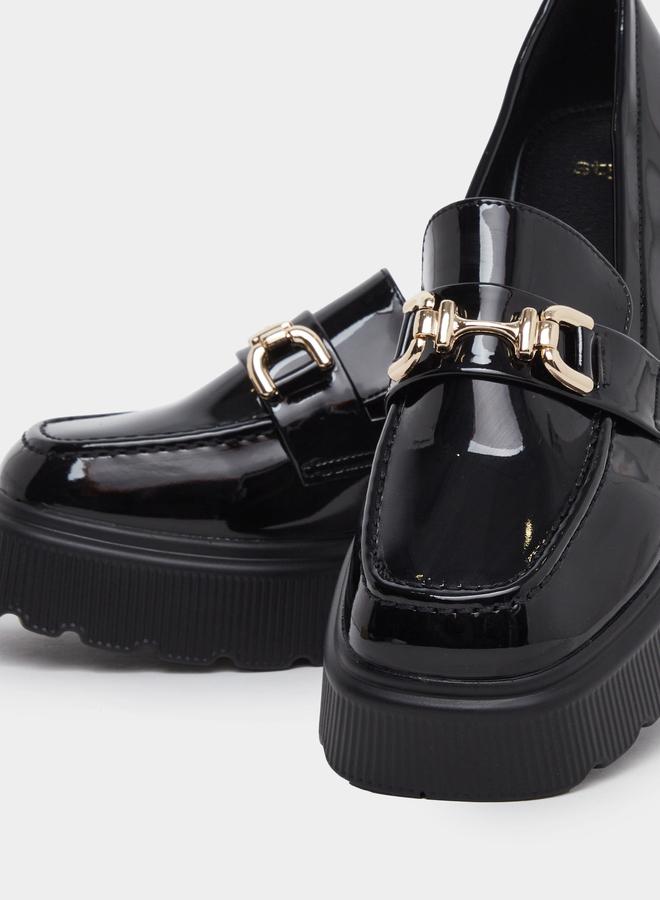 buy-styli-styli-women-black-patent-leather-look-loafers_vuc