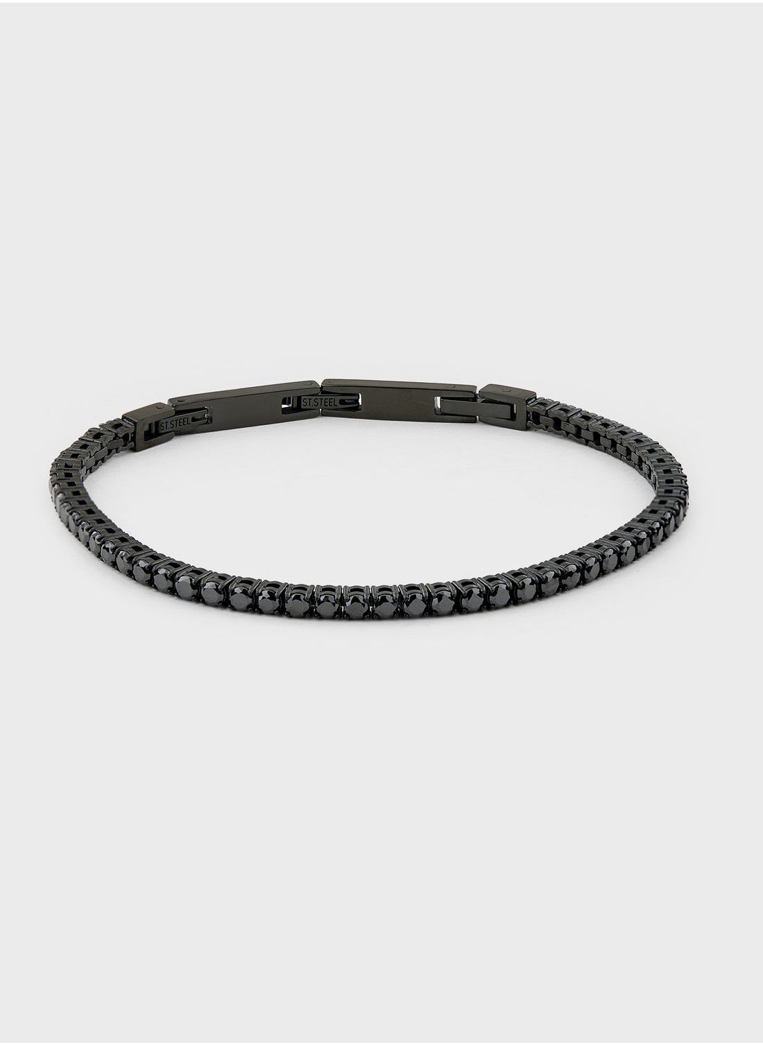 buy-guess-casual-logo-buckle-bracelet_5qw