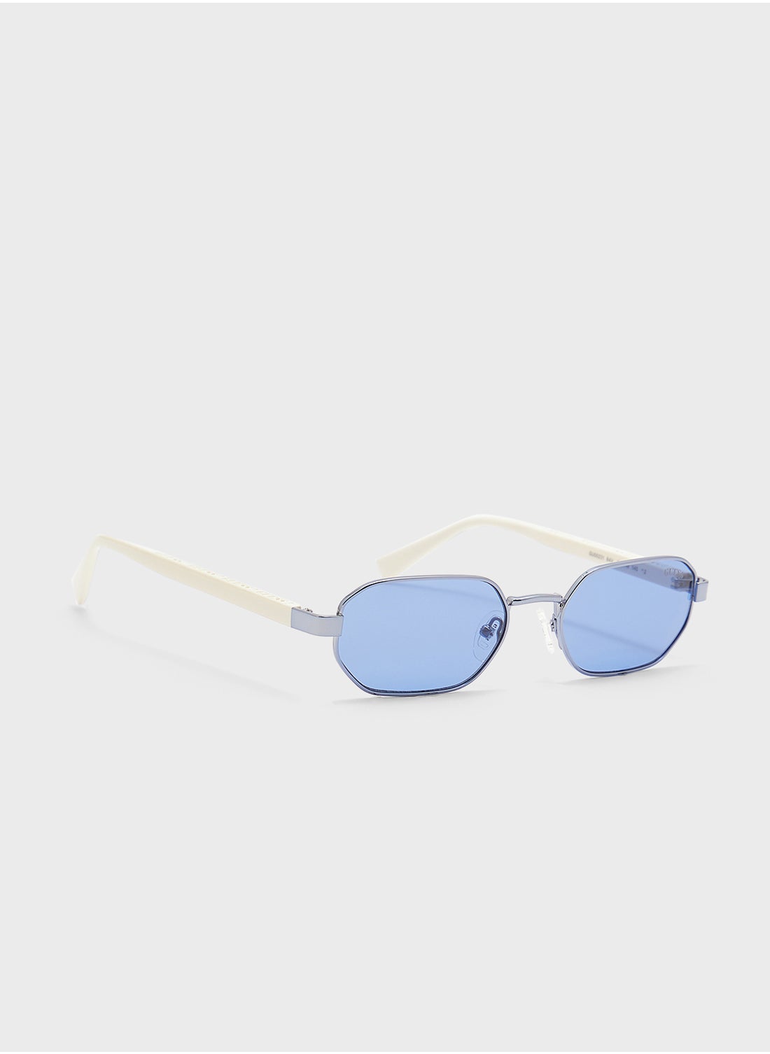 buy-guess-gu0023132n53-shape-sunglasses_9mg