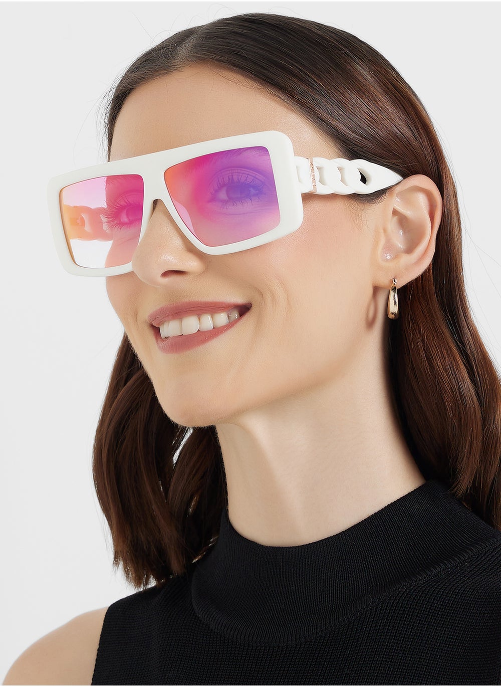buy-guess-square-oversized-sunglasses_nj1