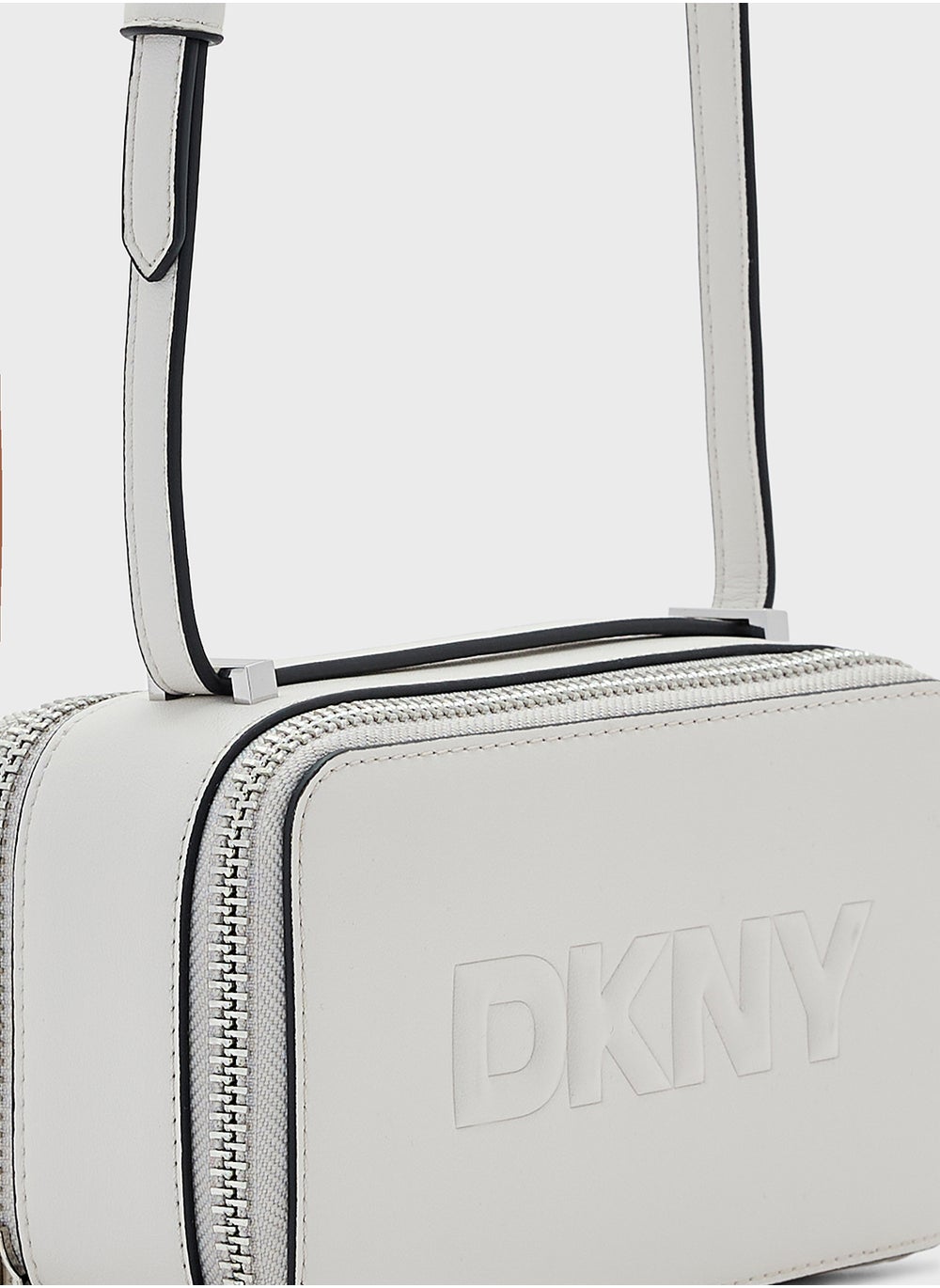 buy-dkny-carter-zip-over-wallet_5xy