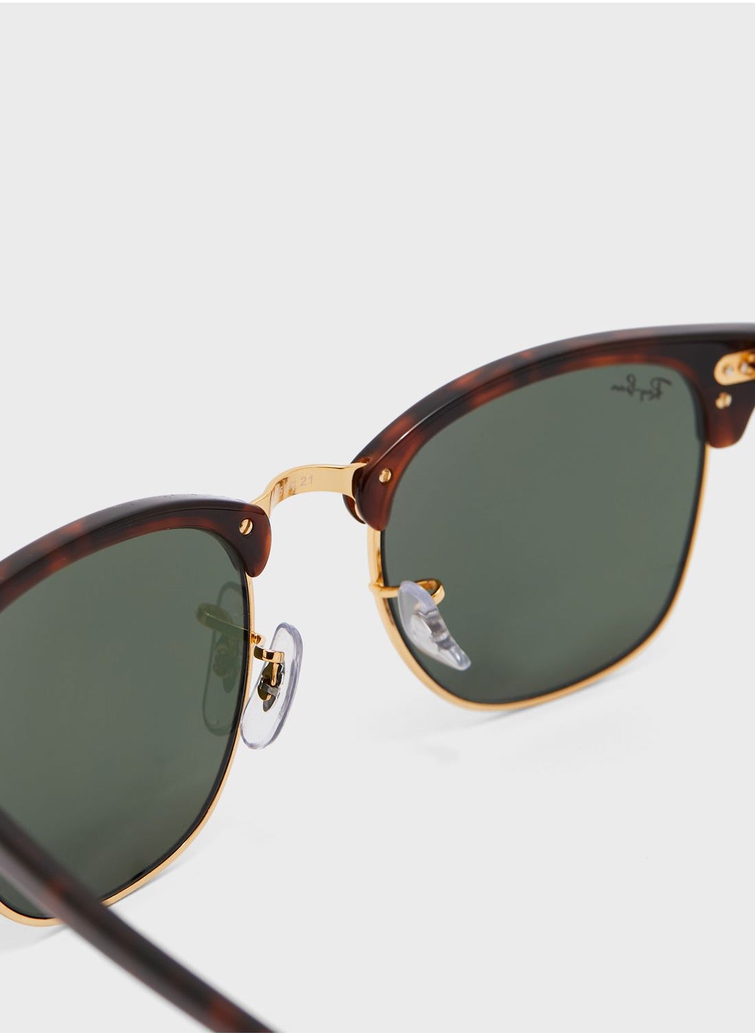 buy-ray-ban-0rb3016-clubmaster-sunglasses_tn0