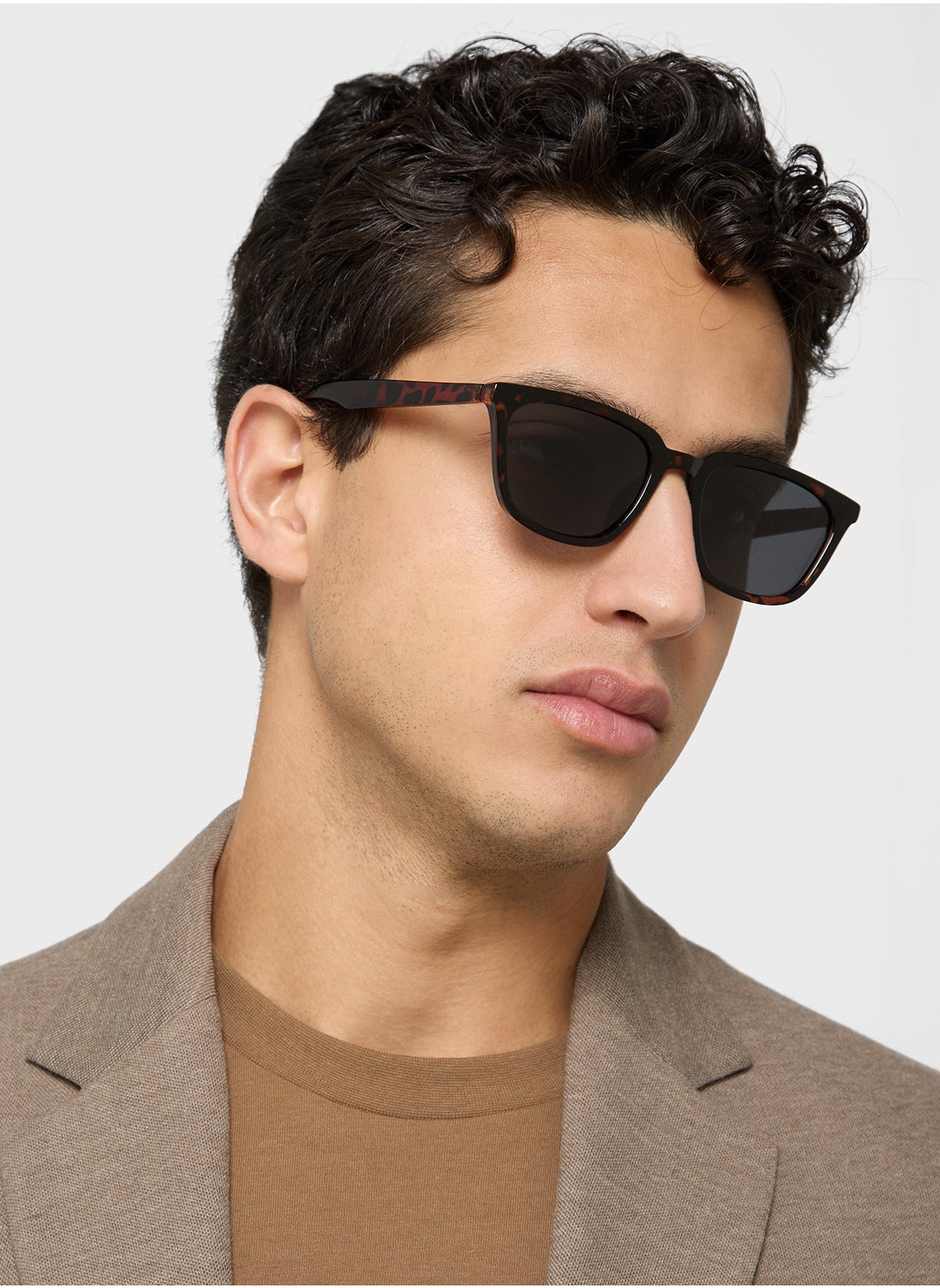 buy-robert-wood-polarized-lens-classic-wayfarer-sunglasses_ndp