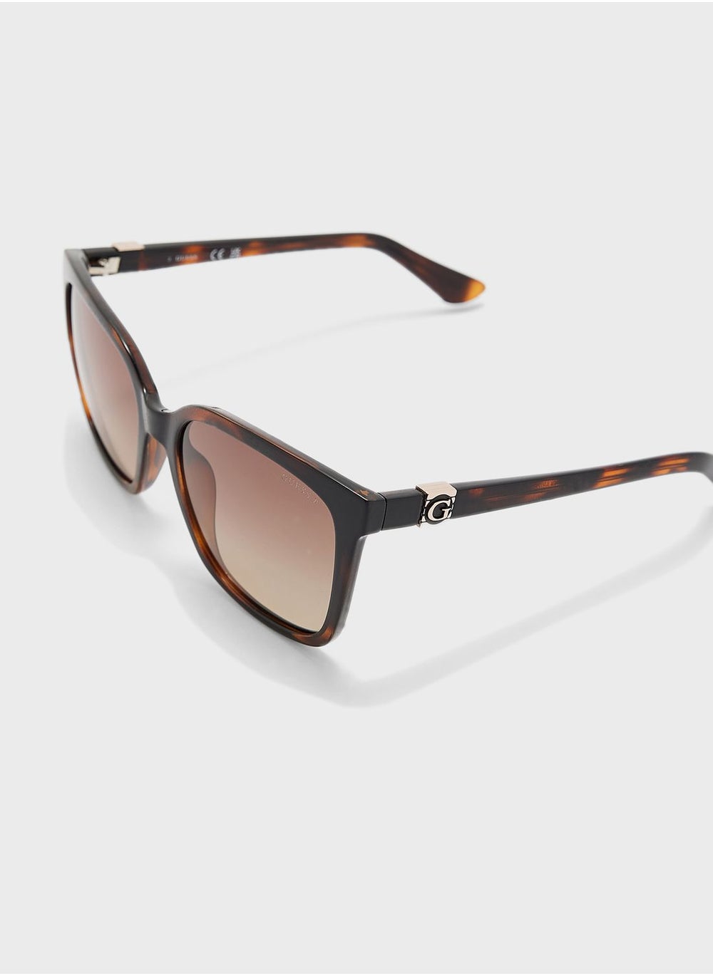 buy-guess-wayfarers-sunglasses_veb
