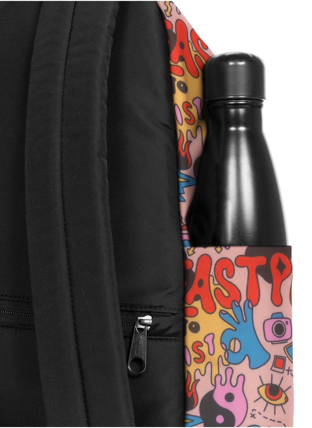 buy-eastpak-day-pak-r-medium-backpack-doodle-light_9jo