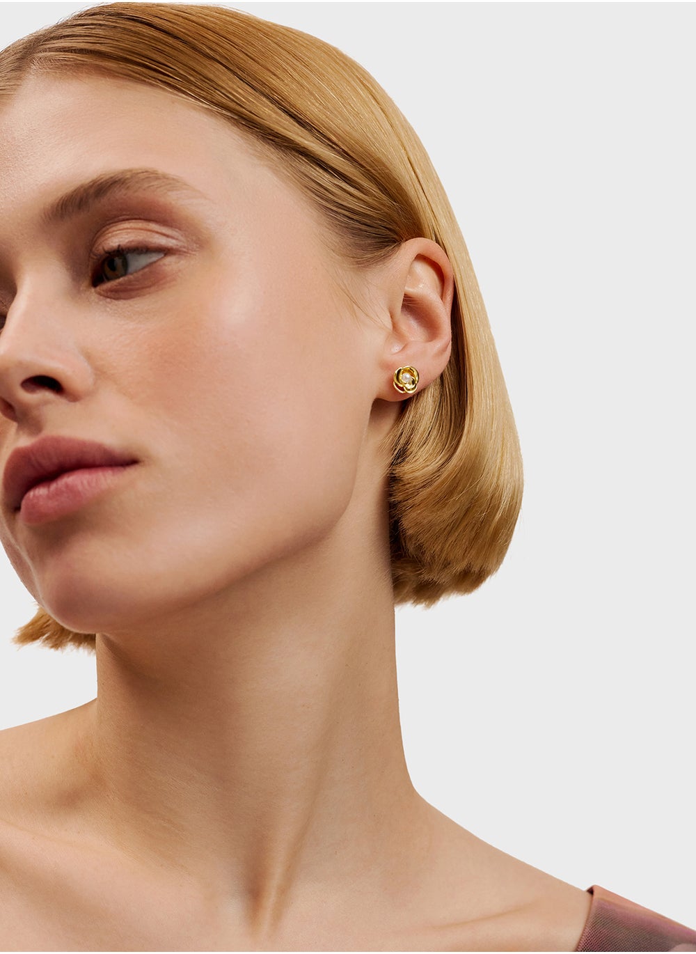 buy-ted-baker-pearl-detail-stud-earrings_49j