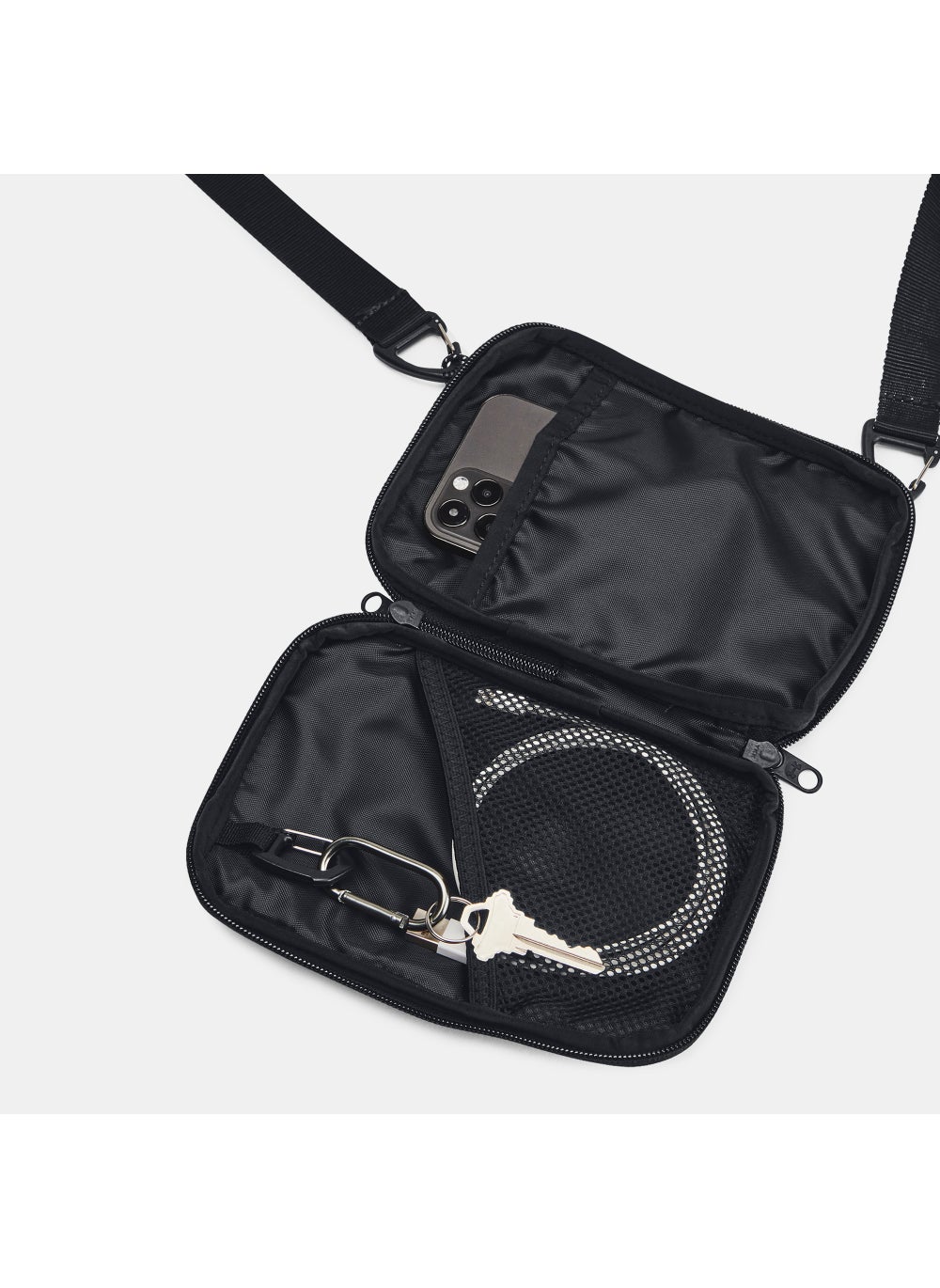 buy-under-armour-ua-loudon-crossbody-bag-small_tng