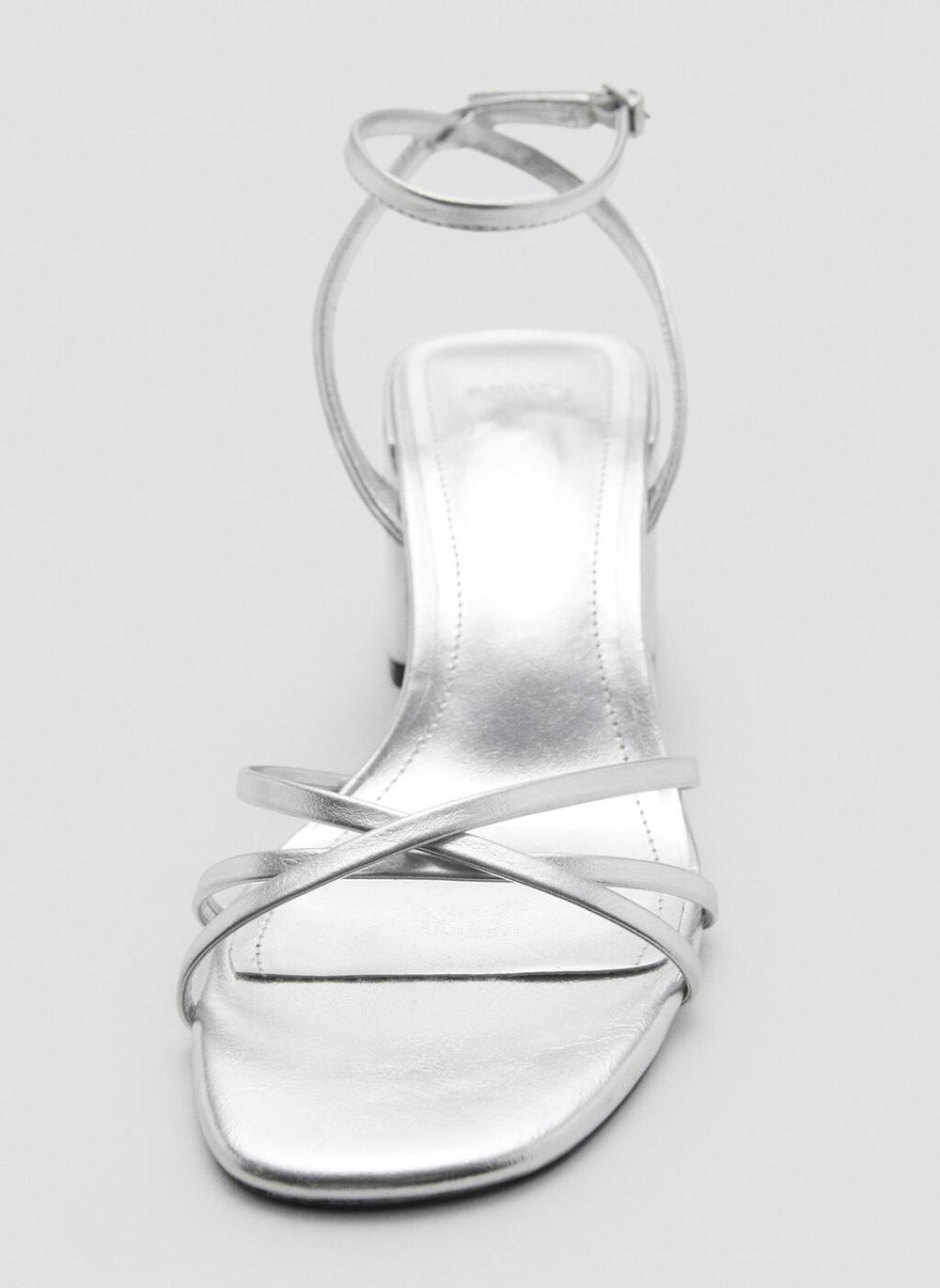 buy-mango-heeled-with-crossed-straps-sandal_ppp