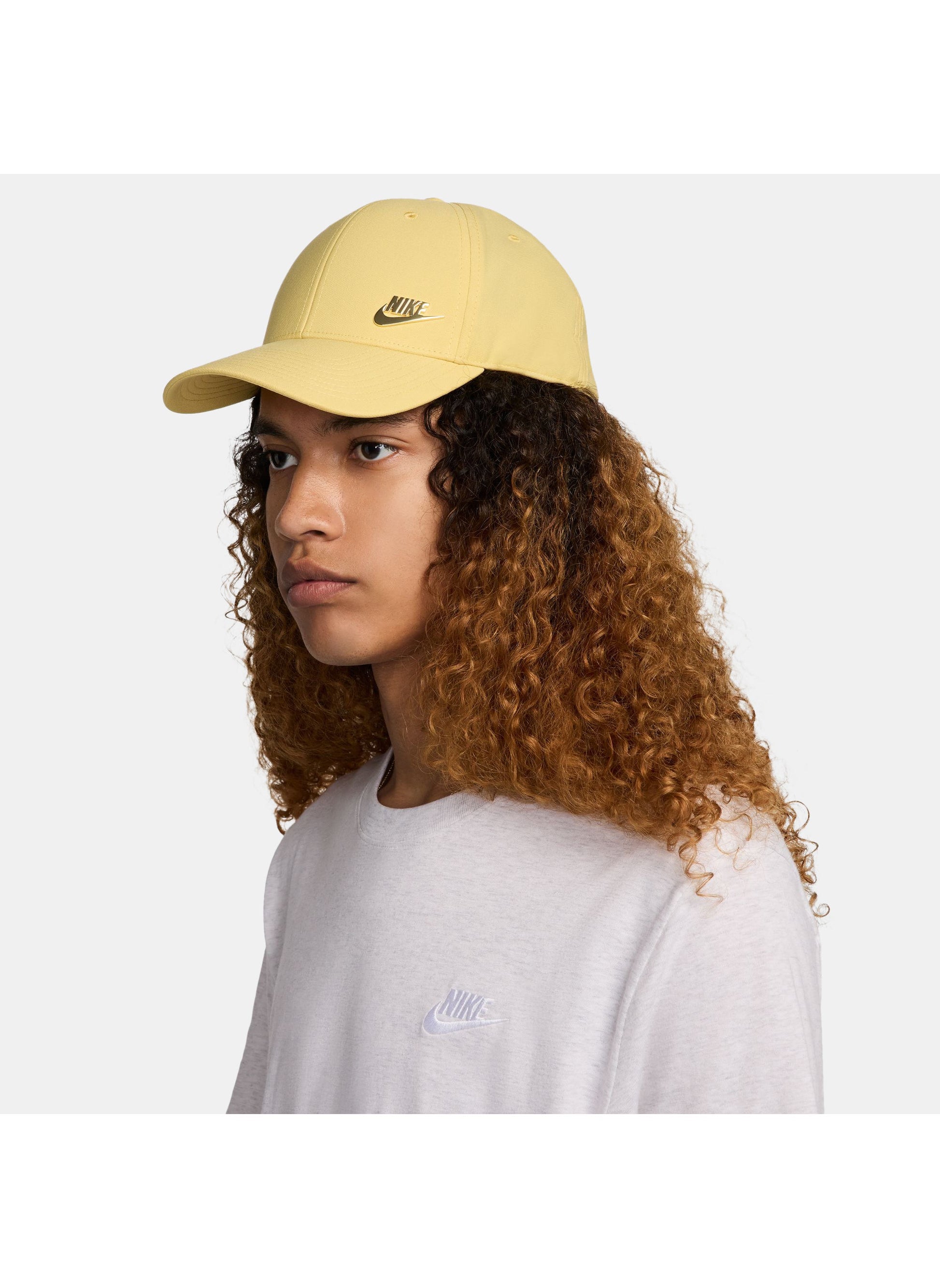 buy-nike-dri-fit-club-structured-metal-logo-cap_zfn