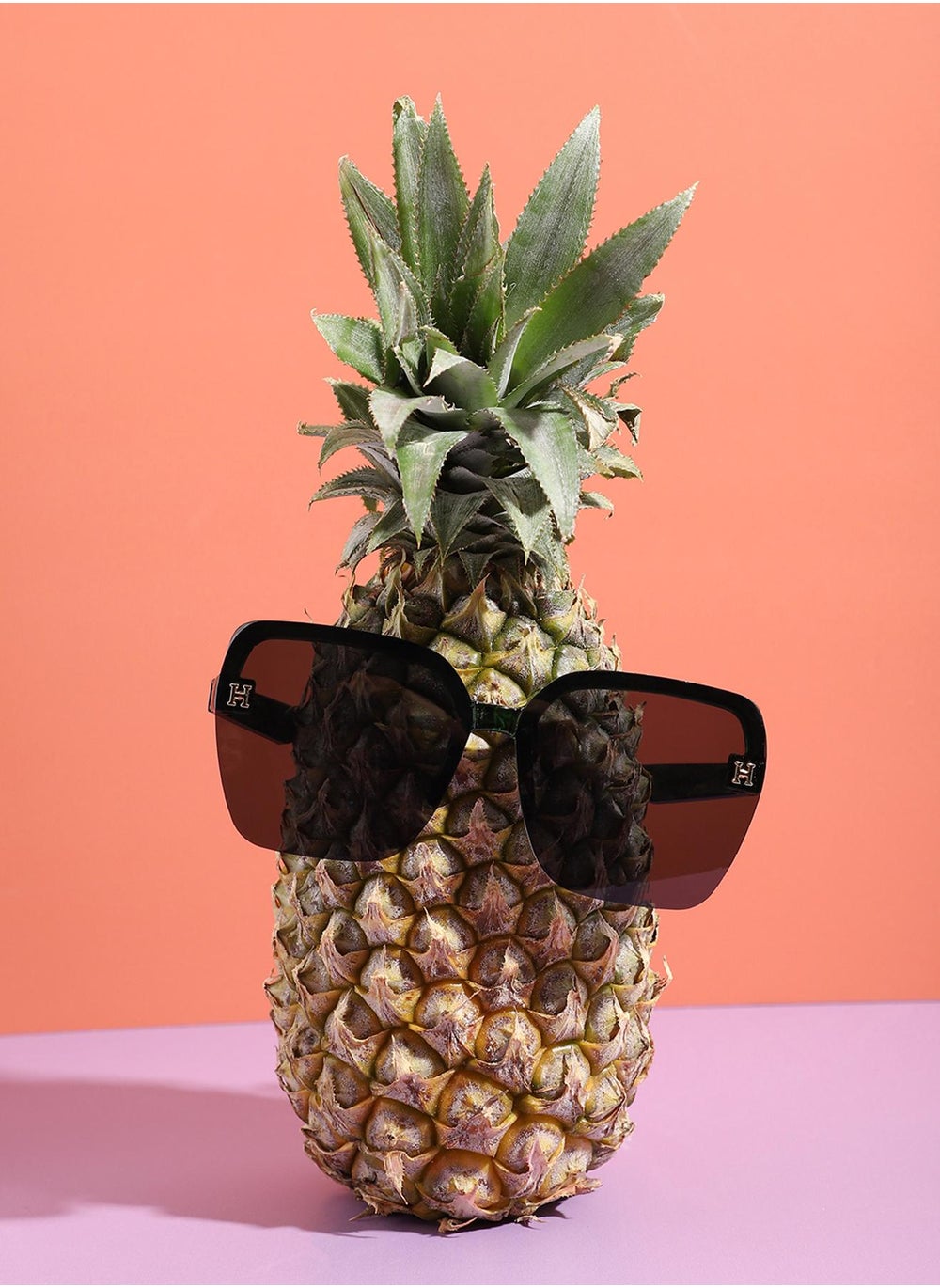 buy-haute-sauce-tinted-lens-black-green-frame-oversized-sunglass_2ej