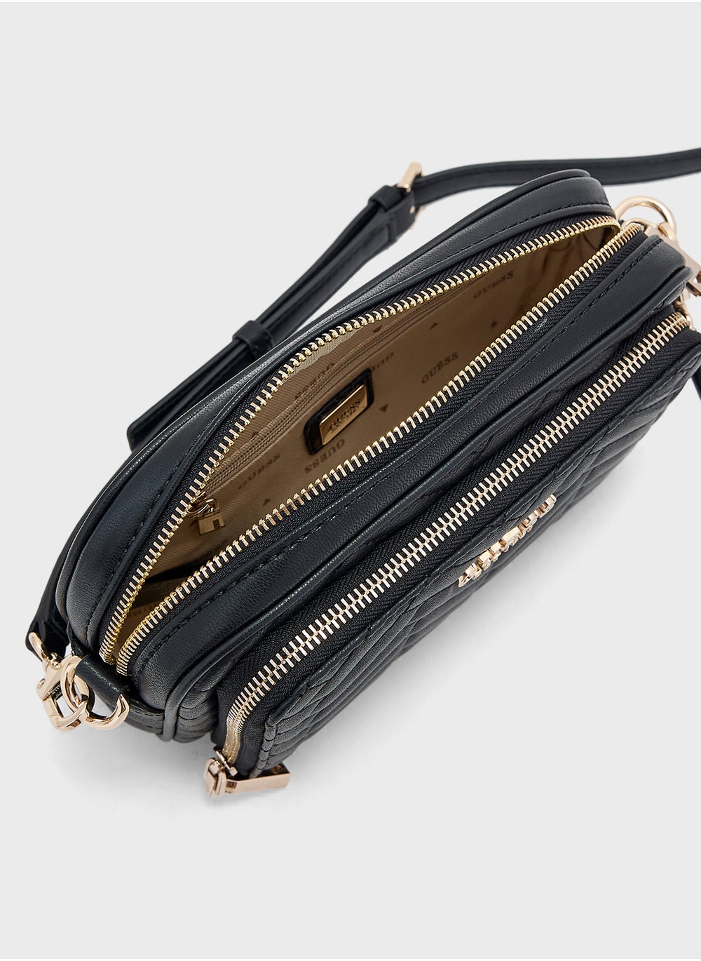buy-guess-anning-cameras-crossbody_zye