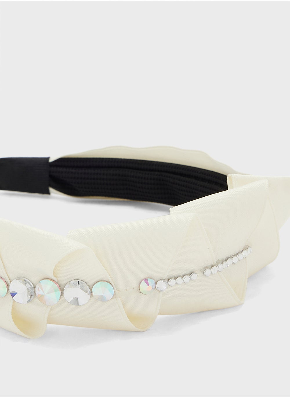 buy-ella-embellished-pleated-headband_9ug