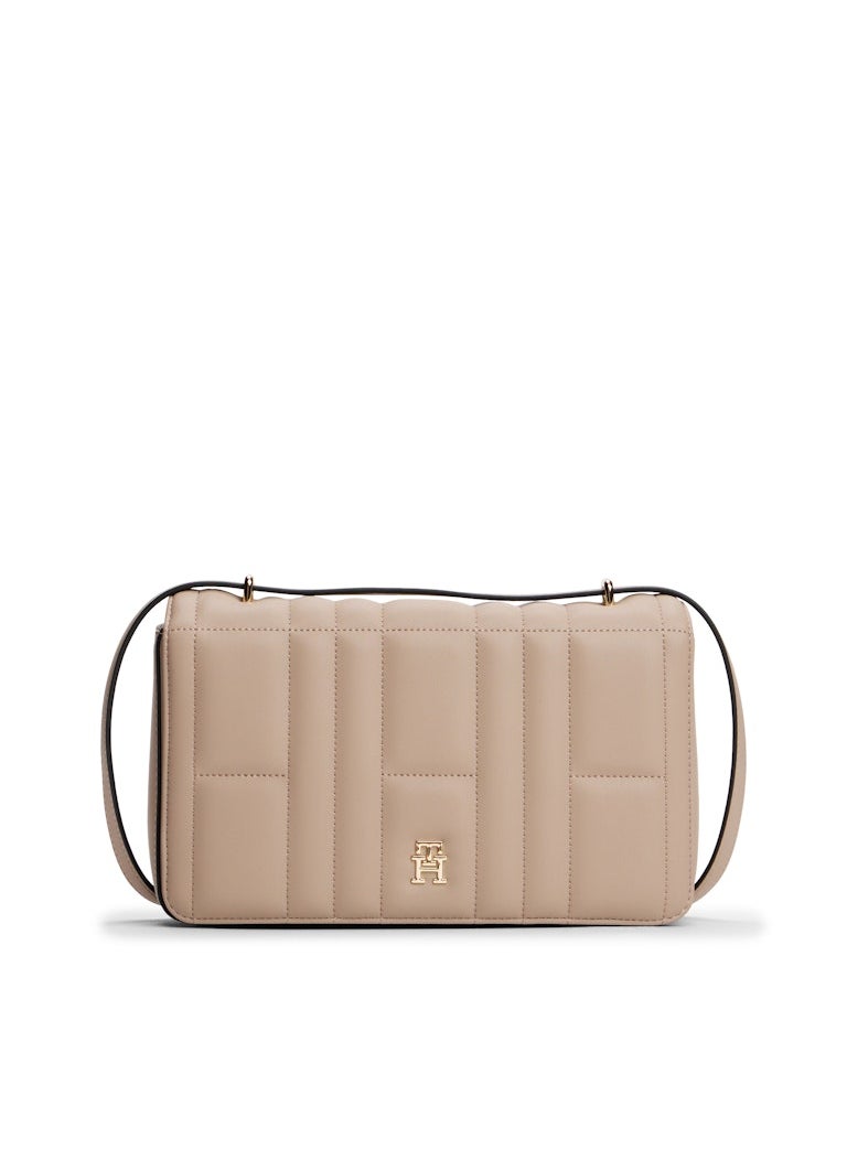buy-tommy-hilfiger-logo-detailed-feminine-crossbody_pkj