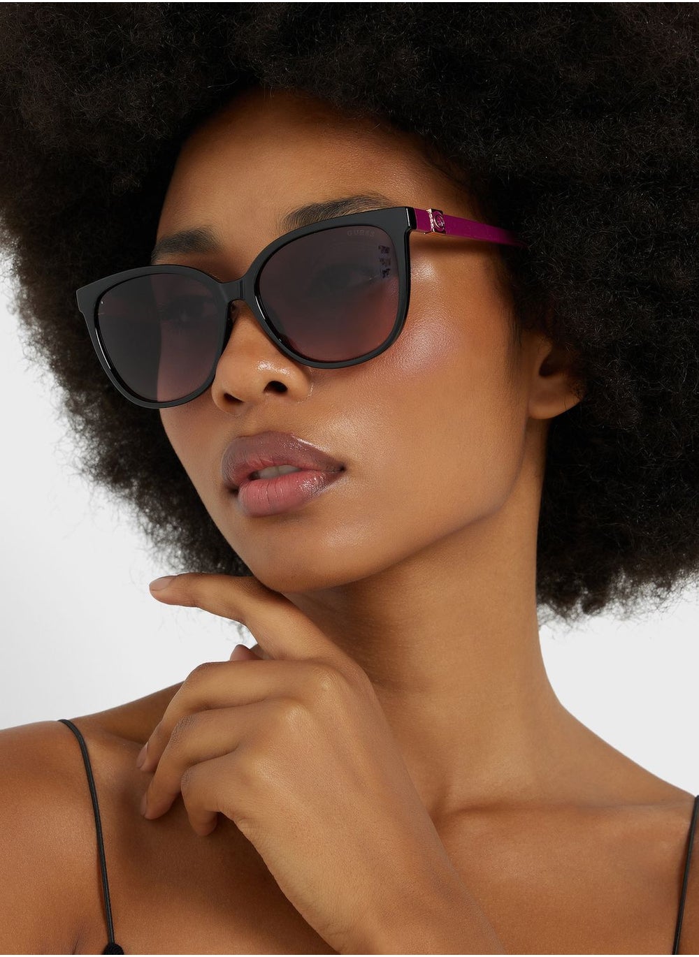 buy-guess-wayfarers-sunglasses_1zu