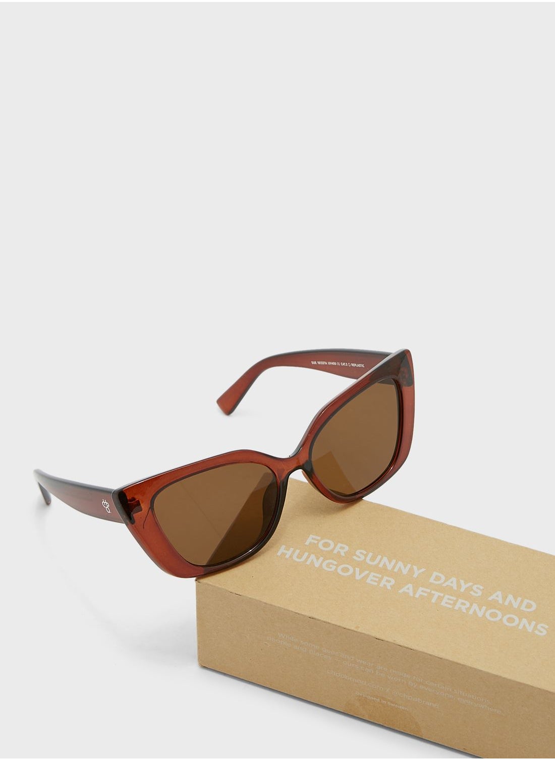 buy-chpo-sue-sustainable-sunglasses-made-of-100-recycled-materials_hds