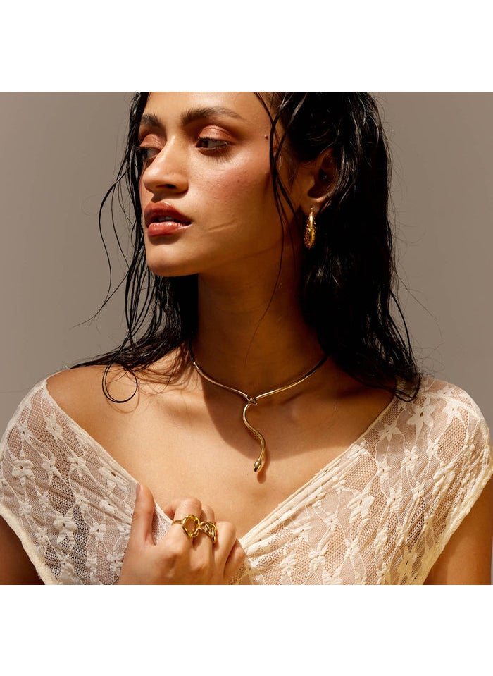 buy-noya-18k-gold-plated-nagini-necklace_ohs