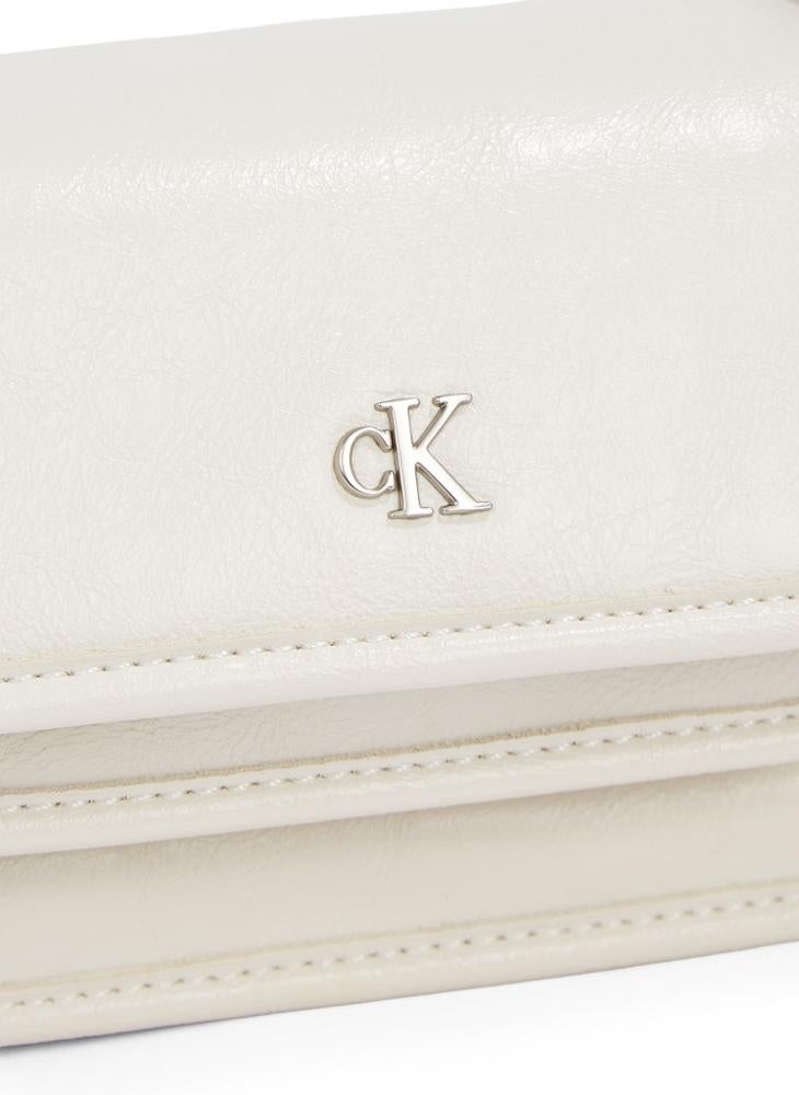 buy-calvin-klein-jeans-flap-chain-bag_i69