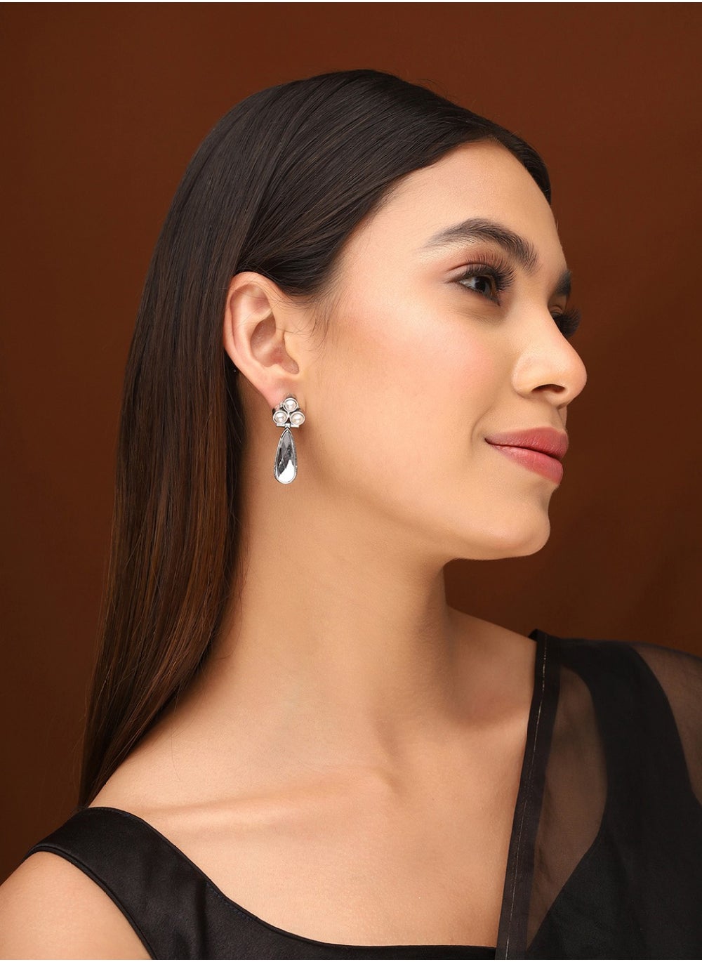 buy-priyaasi-crystal-studded-floral-drop-earrings_kdy