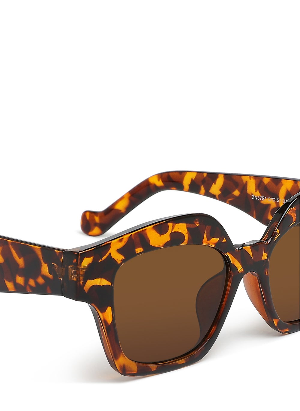 buy-london-rag-tinted-uv-protected-square-sunglasses-in-leopard-print_ojo